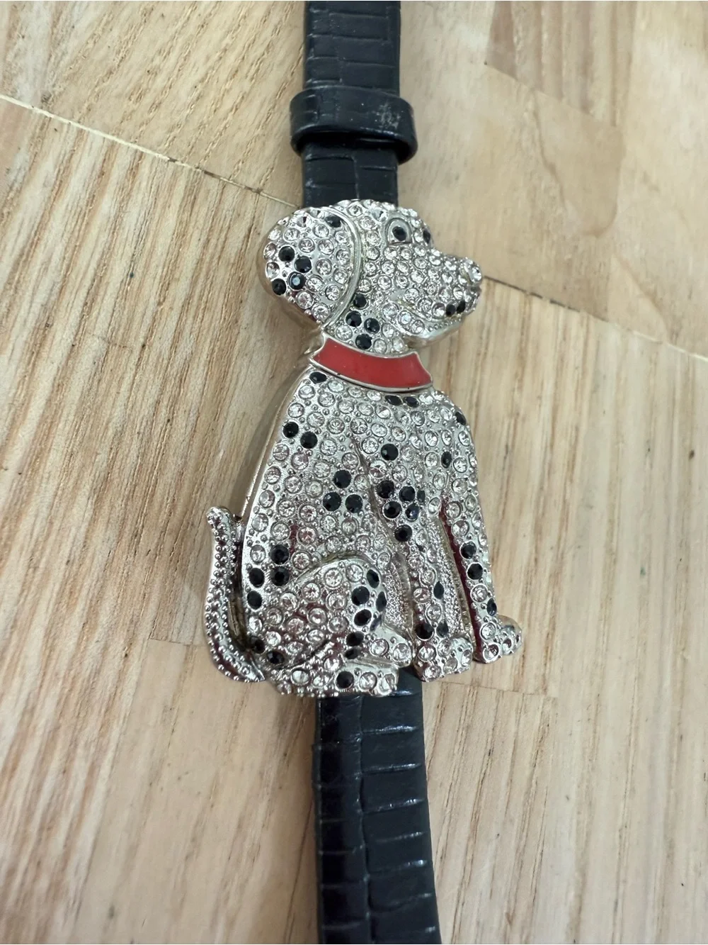 Gossip ladies crystal salvation dog hidden watch NEW BATTERY